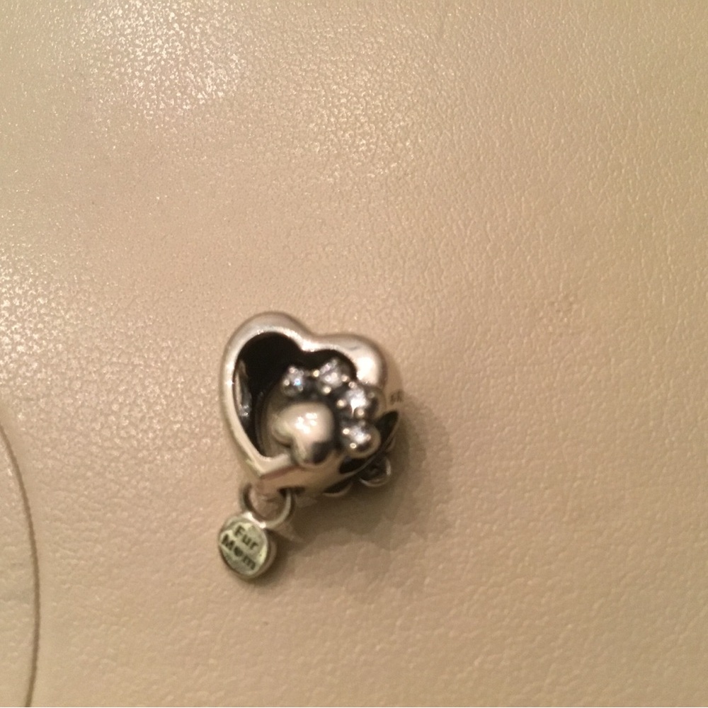 Pandora Sterling “Fur Mom” Heart Charm - Picture 2 of 3